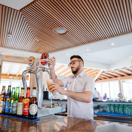 Ξενοδοχείο με διαμερίσματα Dunes Platja 4*