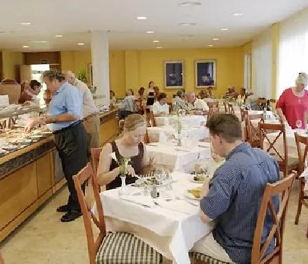 Ξενοδοχείο με διαμερίσματα Dunes Platja Can Picafort (Mallorca)